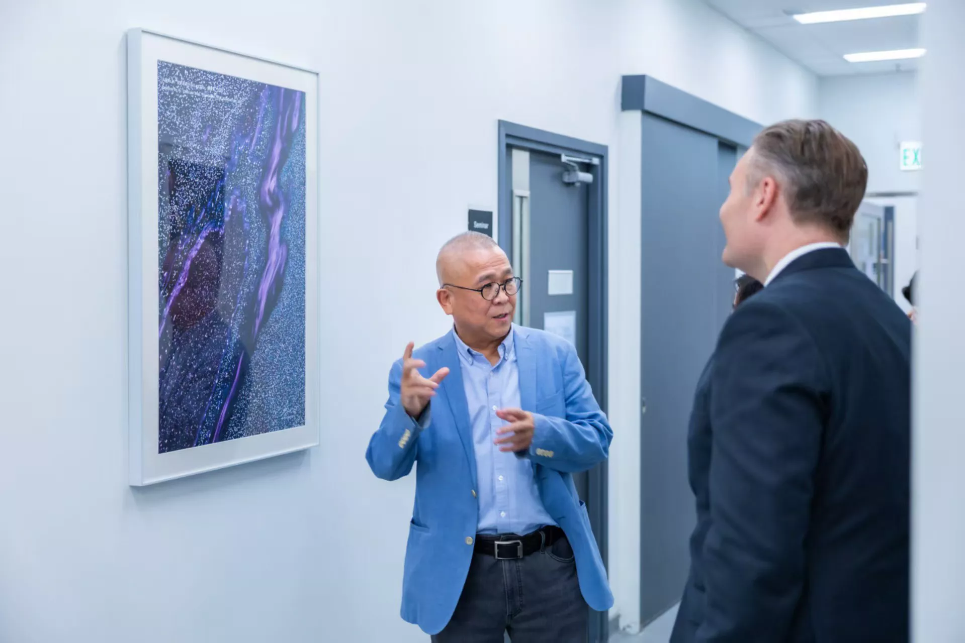 w-香港牙医学院-观展-16441761616765_.pic.jpg